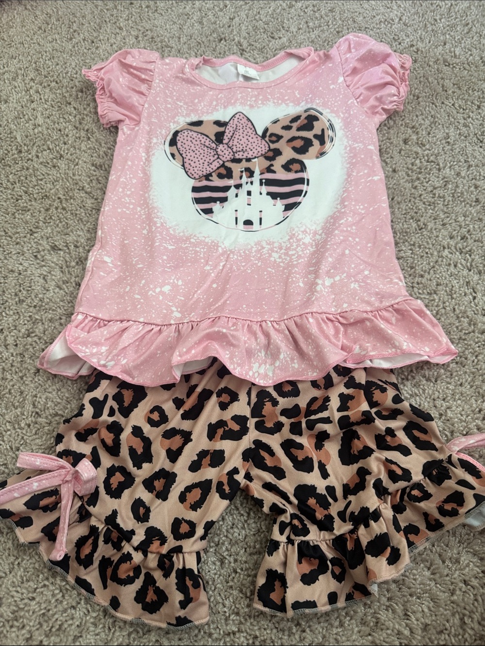 Pink Girls' Minnie Castle set with Leopard Shorts